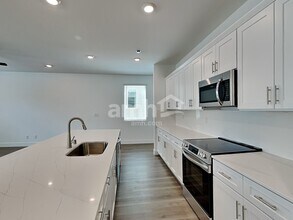5848 Vaes Dothrak St in Las Vegas, NV - Building Photo - Building Photo
