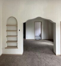 43 Granada Ave, Unit 4 in Long Beach, CA - Building Photo - Building Photo