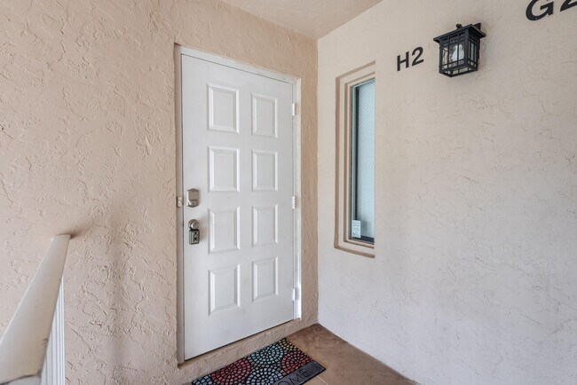 13870 Oneida Dr in Delray Beach, FL - Building Photo - Building Photo