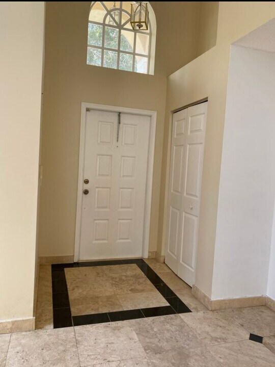 10266 Serene Meadow Dr N in Boca Raton, FL - Building Photo