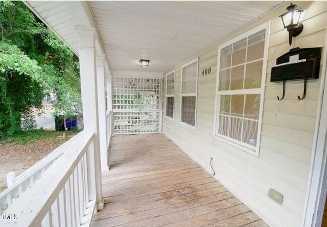 408 Cotton St in Chapel Hill, NC - Building Photo - Building Photo