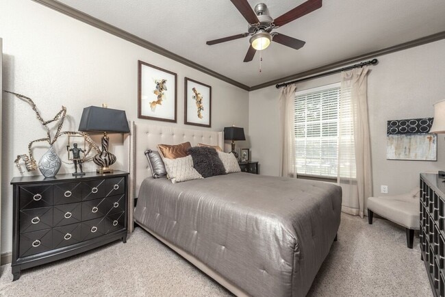 property at 5800 Woodway Dr