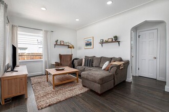 4590 S Sherman St in Englewood, CO - Building Photo - Building Photo