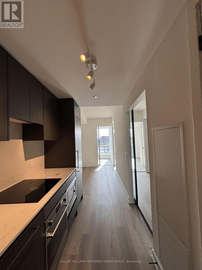 property at 5-605 Lakeview Ave
