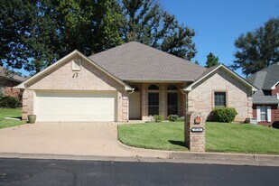 5716 Thomas Nelson Dr in Tyler, TX - Building Photo