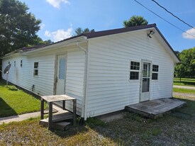 19 US-19, Unit 4 in Summersville, WV - Building Photo