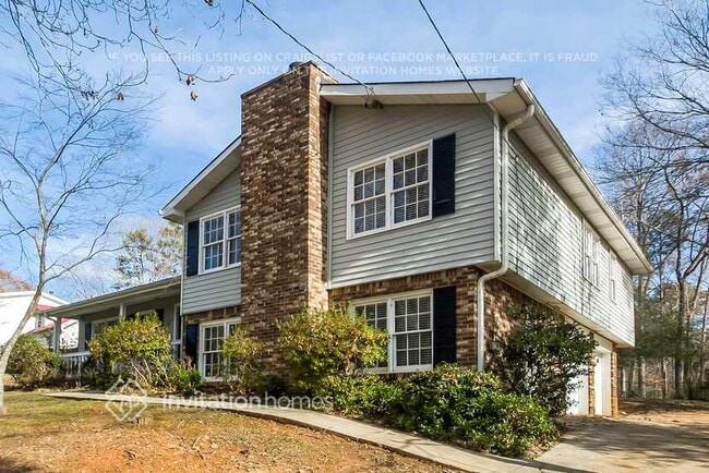 5281 Shallow Wood Ln in Douglasville, GA - Foto de edificio - Building Photo