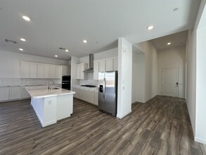 857 Bittern Lk St in Henderson, NV - Building Photo - Building Photo