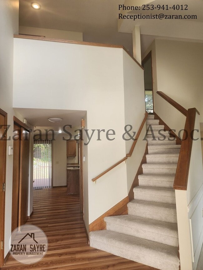 1213 SW 330th Pl in Federal Way, WA - Building Photo - Building Photo