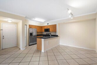 6492 Emerald Dunes Dr in Royal Palm Beach, FL - Building Photo - Building Photo