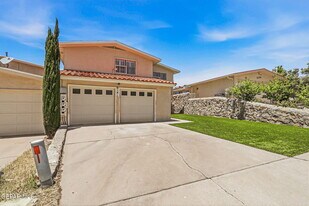 6141 Sierra Valle Ln in El Paso, TX - Building Photo