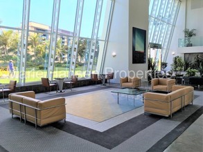 88 Piikoi St-Unit -1801 in Honolulu, HI - Building Photo - Building Photo