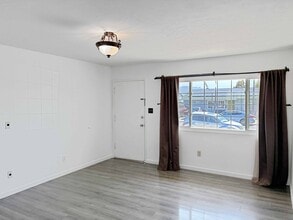 522 Billow Dr in San Diego, CA - Building Photo - Building Photo
