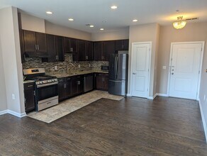 1209 Summit Ave in Jersey City, NJ - Building Photo - Building Photo