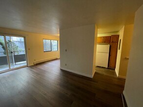 2201 South Main St in Seattle, WA - Building Photo - Building Photo