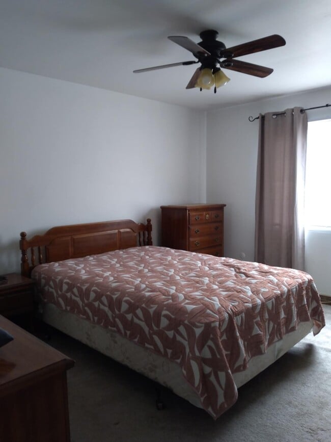 1545 Bristol Ln in Schererville, IN - Building Photo - Building Photo