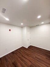 43 Clay St in Easton, MD - Foto de edificio - Building Photo