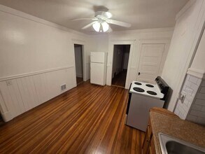 19 Dartmouth St in Easthampton, MA - Building Photo - Building Photo