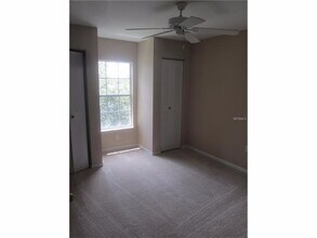 9020 Lake Chase Island Way in Tampa, FL - Building Photo - Building Photo