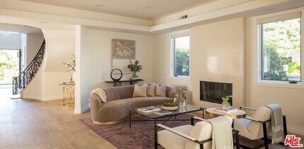 1113 Amherst Ave in Los Angeles, CA - Building Photo - Building Photo
