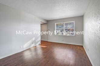709 Sequoia Dr in Lancaster, TX - Building Photo - Building Photo