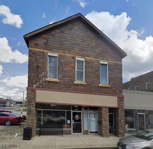 property at 160 S 2nd St