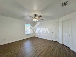 5818 Apache Canyon in San Antonio, TX - Building Photo - Building Photo