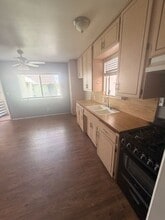 9615 Walnut in Bellflower, CA - Building Photo - Building Photo