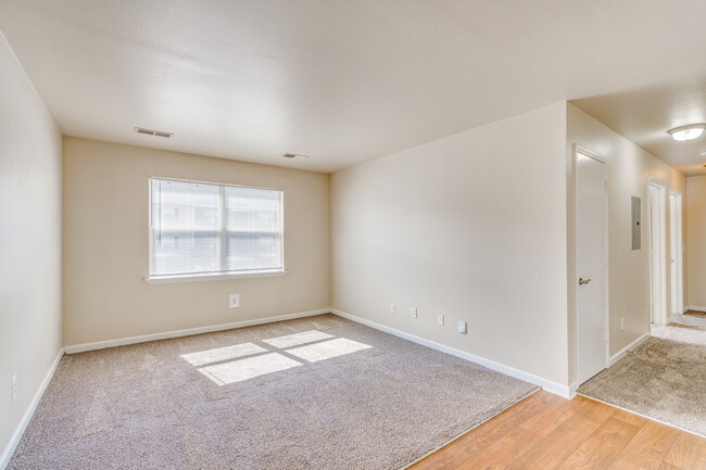 Cherokee Hills Apartments in Cleveland, TN - Foto de edificio - Interior Photo