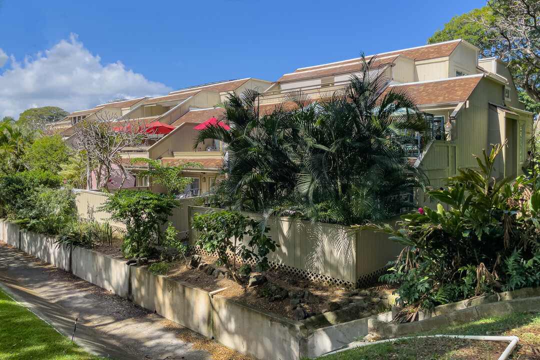 Yacht Club Knolls in Kaneohe, HI - Building Photo