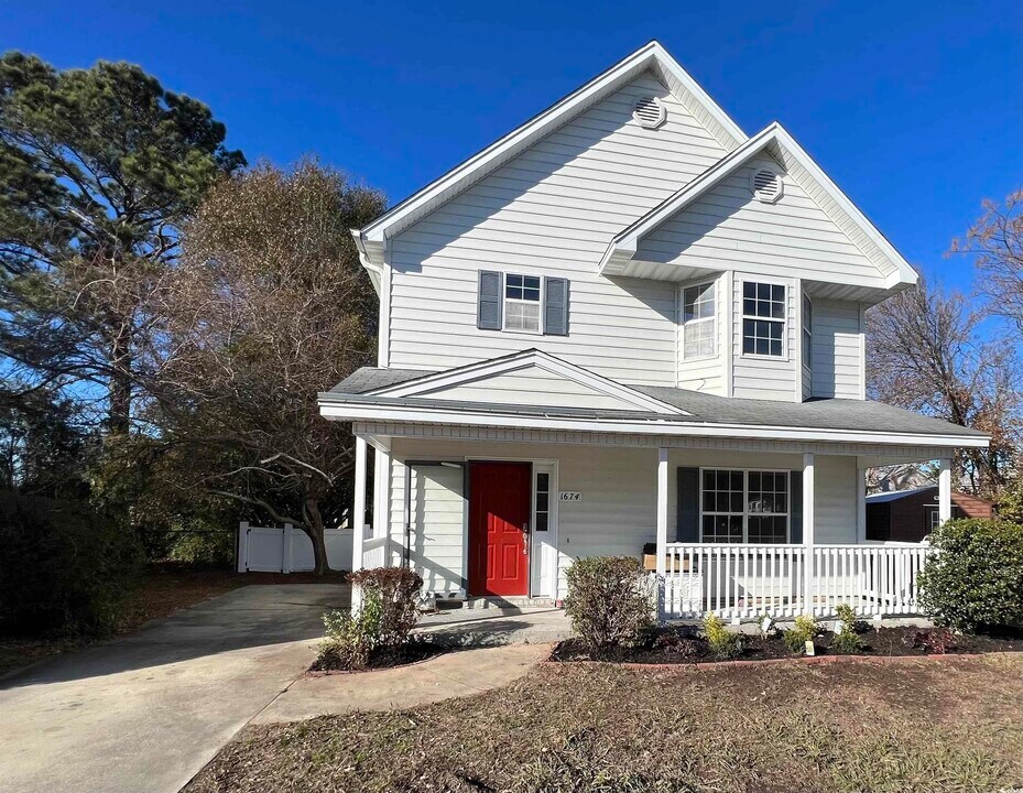 1674 Citadel Ln in Myrtle Beach, SC - Building Photo