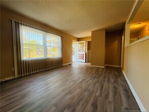 611 Reggie Ct in Spring Lake, NC - Building Photo - Building Photo