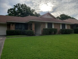 5415 Bayou Dr in Bossier City, LA - Building Photo