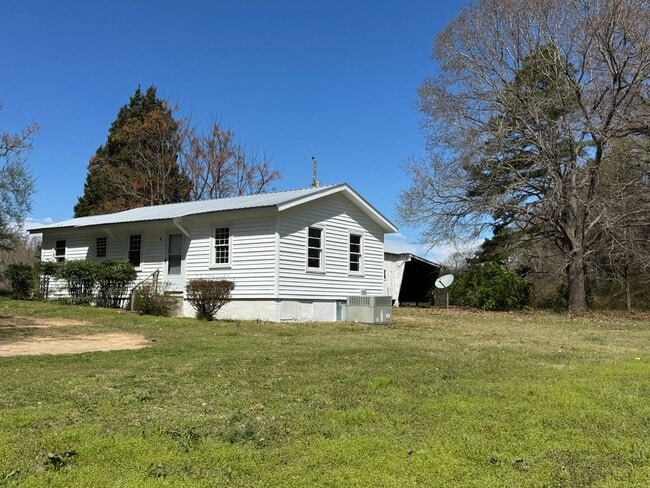 6593 NC-56 in Franklinton, NC - Building Photo - Building Photo