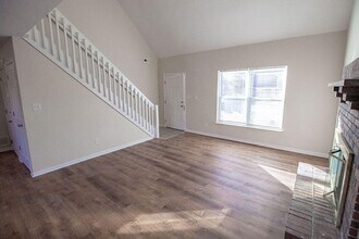 3608 Hermitage Rd in Columbia, MO - Building Photo - Building Photo