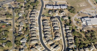 Lakeside in Georgetown, TX - Building Photo