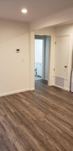 1158 98th Ave, Unit 1158 98th in Oakland, CA - Building Photo - Building Photo