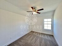 2003 E Hudson Dr photo'