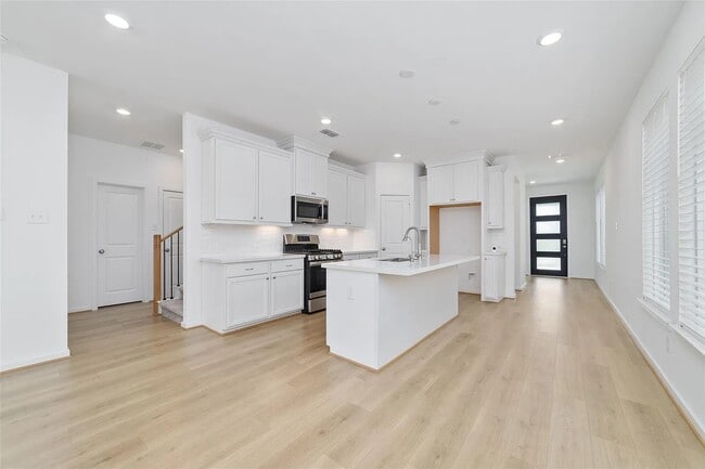 21650 Lampeter River Ln in Cypress, TX - Building Photo - Building Photo