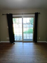 833 E Towry Dr in Midwest City, OK - Foto de edificio - Building Photo
