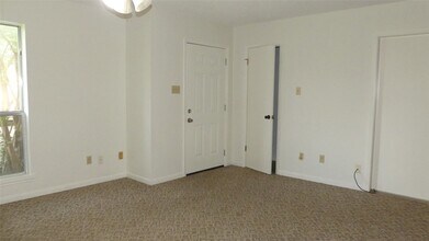 15606 Santa Fe Dr in Santa Fe, TX - Building Photo - Building Photo