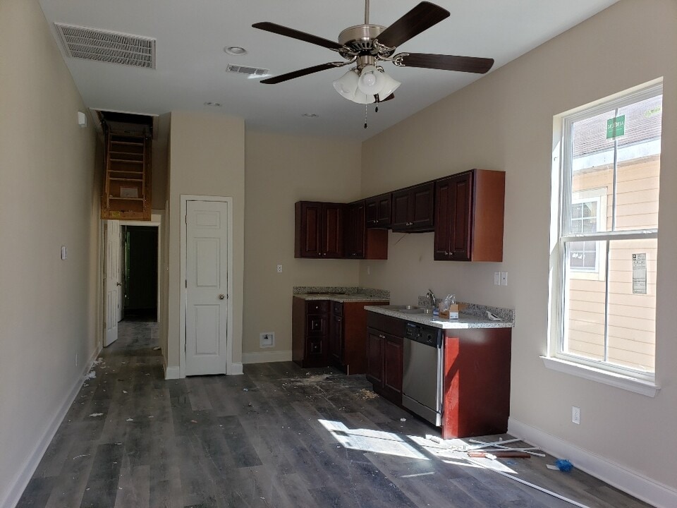 2413 S Johnson St-Unit -2413 in New Orleans, LA - Building Photo