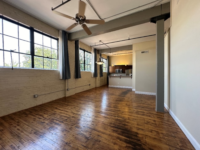 property at 109 N Hayne St