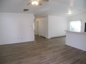 404 Broken Arrow Dr in Grand Junction, CO - Foto de edificio - Building Photo