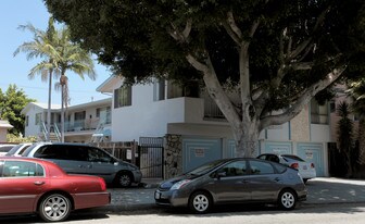 1219 E 3rd St in Long Beach, CA - Building Photo
