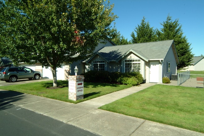 Townhomes at Mountain View - Valley Avenue