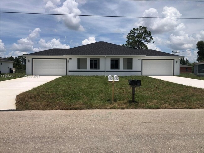 property at 4574 Golfview Blvd