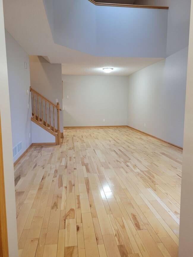 715 Grandview Way in Hudson, WI - Building Photo - Building Photo