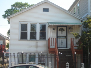 2239 W 18th St in Chicago, IL - Building Photo