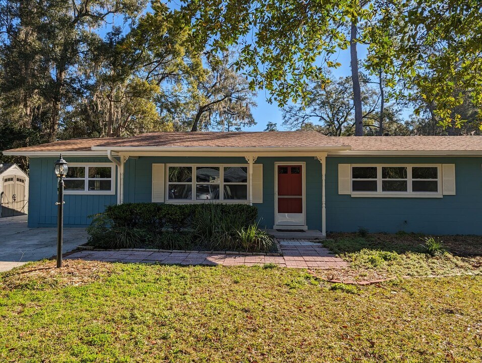 531 NW 52nd Ter in Gainesville, FL - Building Photo